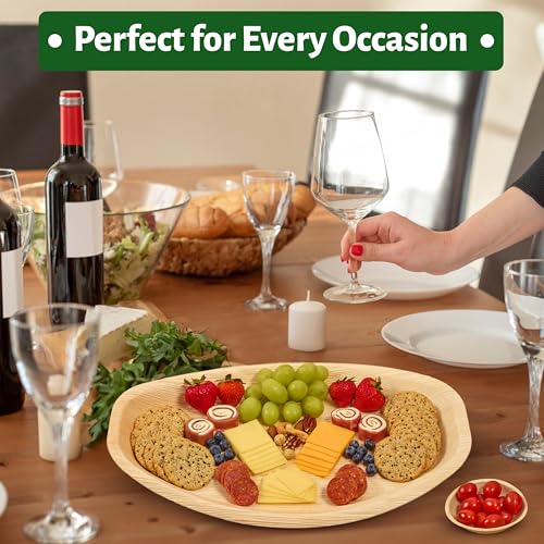Oval Disposable Charcuterie Boards with Small Dip Bowls – Set of 10 – 16.5″ x 10.5″