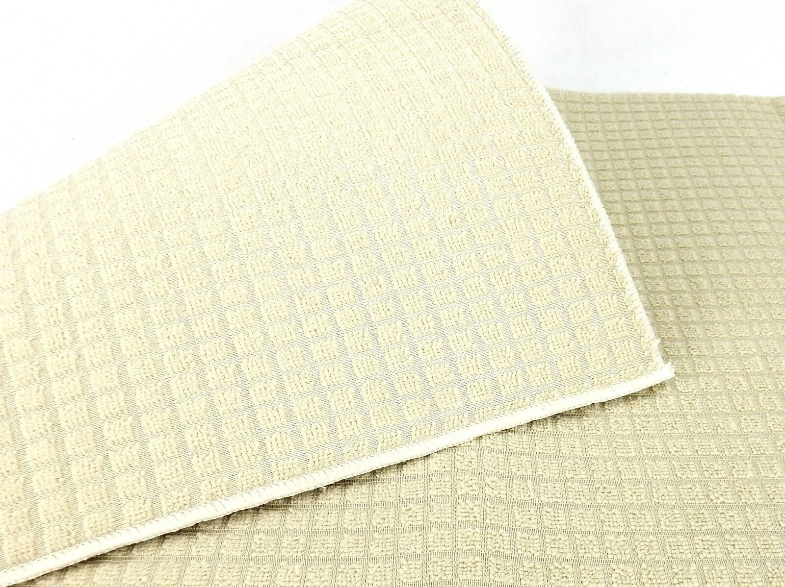 Sweater Drying Mat – Microfiber Waffle Pattern – 34" x 22"