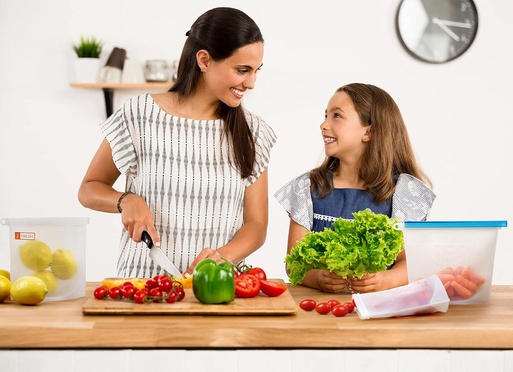 Reusable Silicone Food Storage Bags – 30oz Leakproof, Airtight, Food-Grade Quart Freezer Bags (4-Pack)