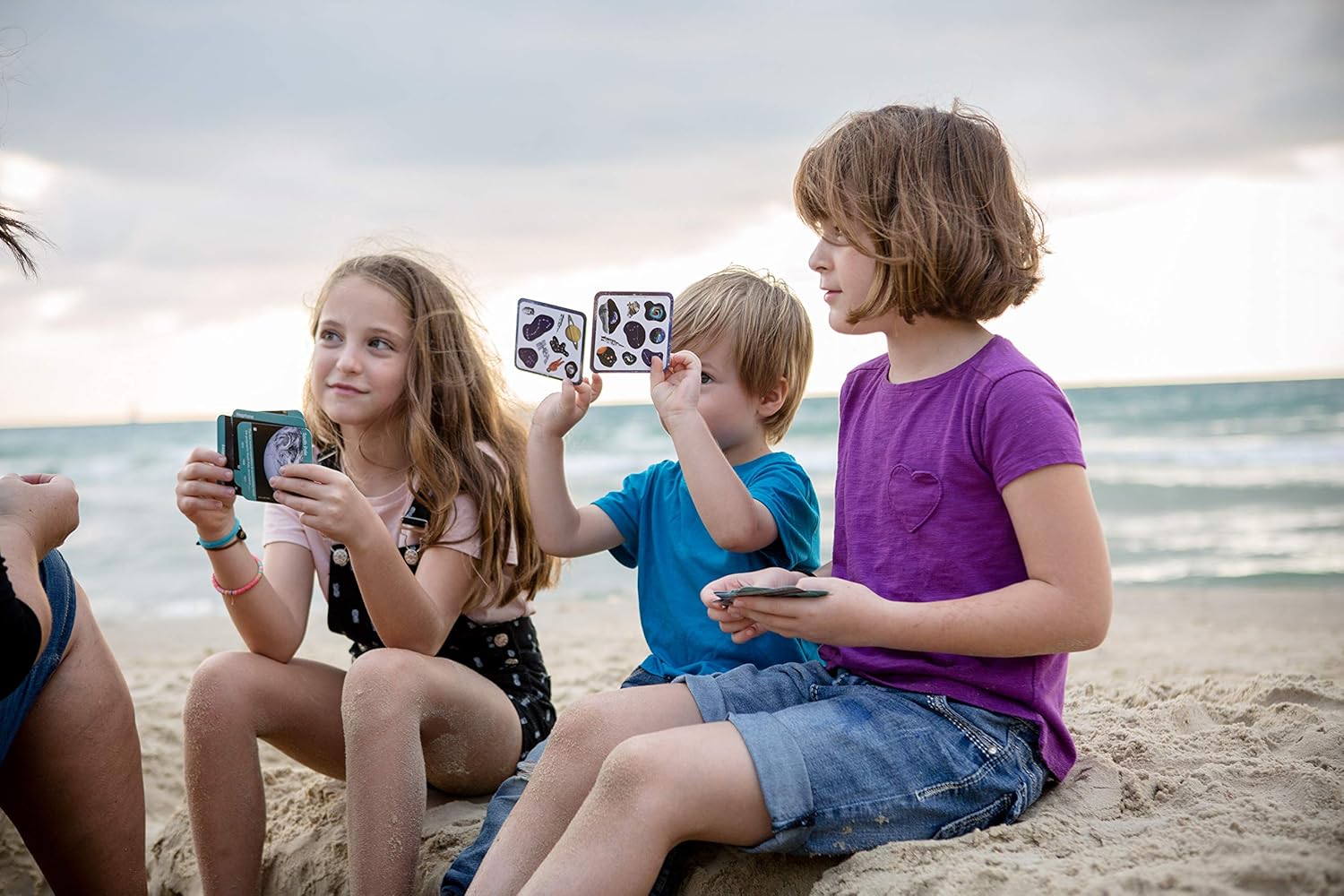 Qurious Space Card Game – NASA Trivia & STEM Learning for Kids 3