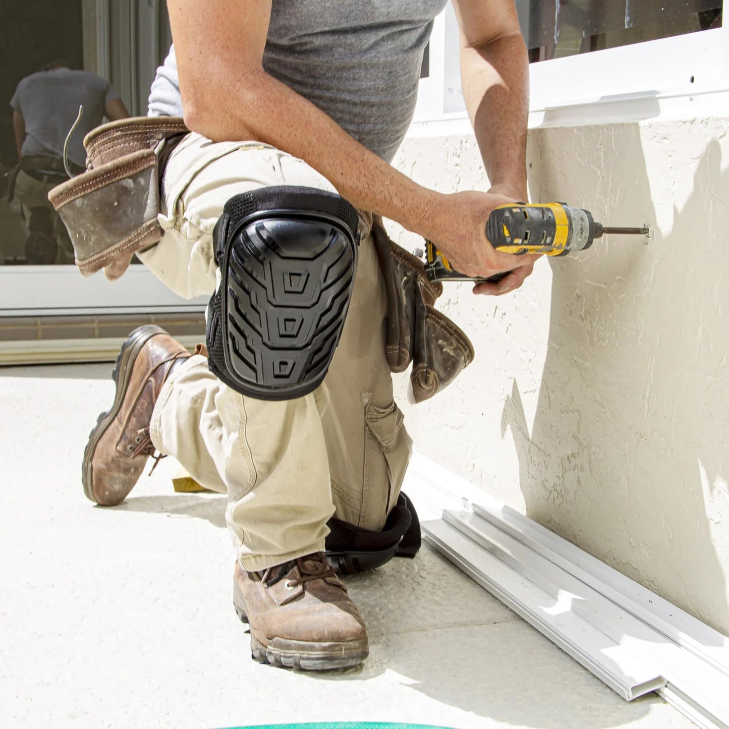 Professional Heavy-Duty Gel Knee Pads with Cut-Resistant Gloves