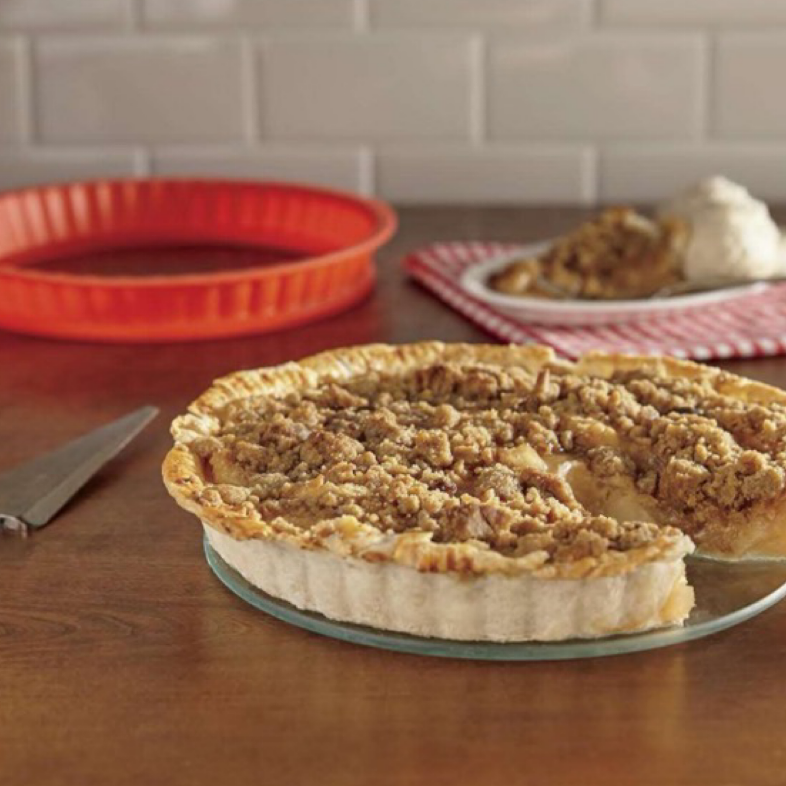 Dough EZ 10" Tempered Glass Bottom Pie Pan - Silicone Easy Remove Top