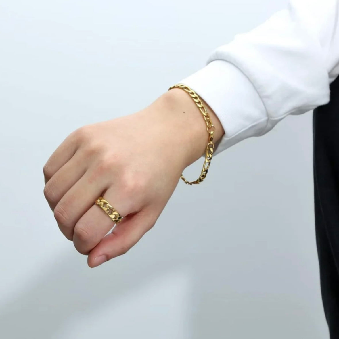 Men's 7mm Wide Titanium Plated Ring - Cuban Link Chain, Eternity Band