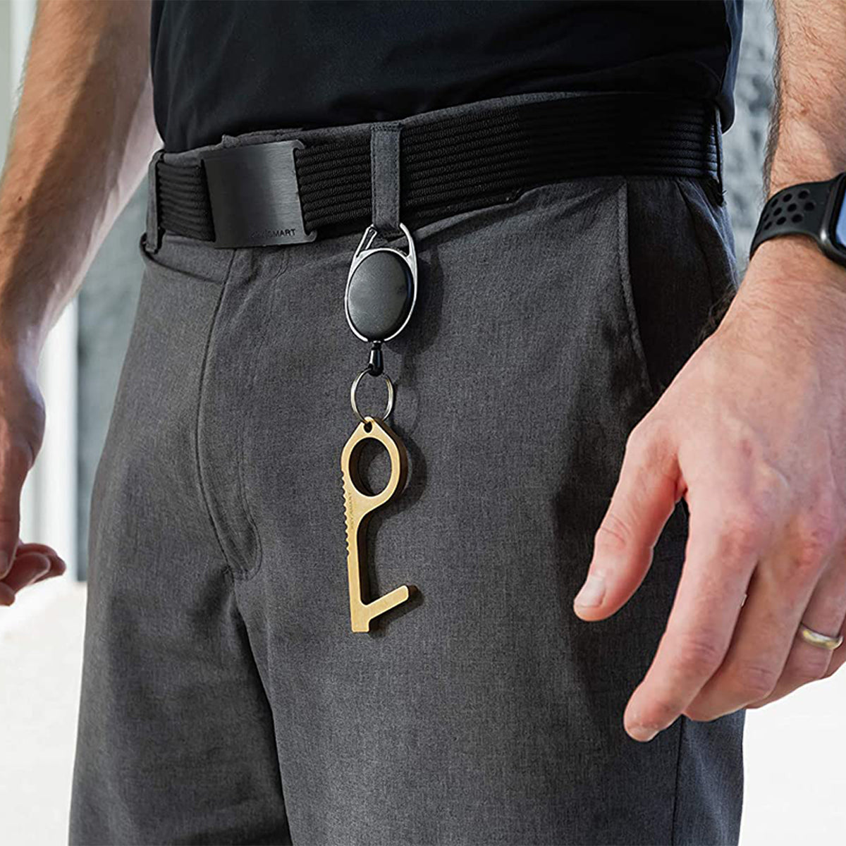 Retractable Carabiner with Belt Clip – Keychain, ID Holder